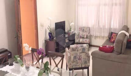 Casa com 3 quartos à venda em Jardim Cláudia - SP
