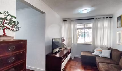 Apartamento com 3 quartos à venda em Alto De Pinheiros - SP