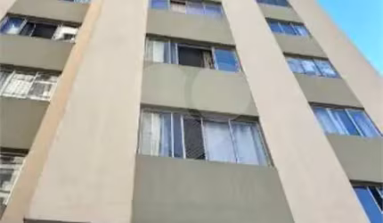 Apartamento com 1 quartos à venda em Centro - PR