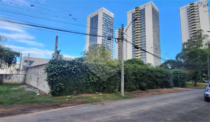 Terreno à venda em Alto Da Rua Xv - PR