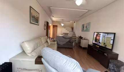 Sobrado com 6 quartos à venda em Vila Do Encontro - SP