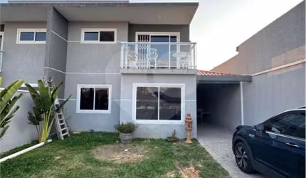 Sobrado com 3 quartos à venda em Arruda - PR