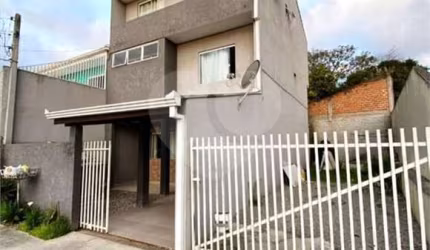 Triplex com 3 quartos à venda em Vila Juliana - PR