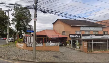 Prédio inteiro à venda em Mercês - PR
