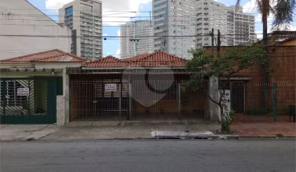 Casa térrea com 5 quartos à venda em Barra Funda - SP