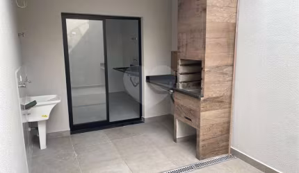 Sobrado com 3 quartos à venda em Vila Isolina Mazzei - SP