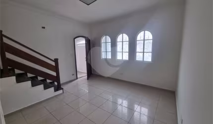 Sobrado com 3 quartos à venda em Vila Santo Estevão - SP