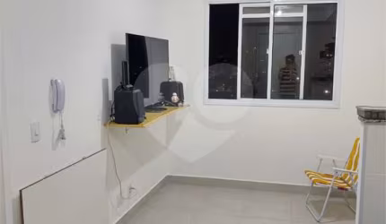 Apartamento com 1 quartos à venda em Cambuci - SP