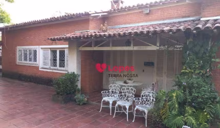 Casa Comercial para Venda e Locação - Centro - Vinhedo/SP