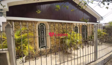 Casa com 2 dormitórios para alugar, 130 m² por R$ 3.000,00/mês - Centro - Vinhedo/SP