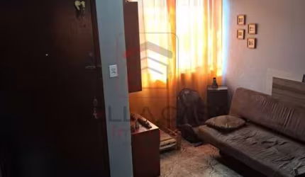 Sobrado reformado com 2 dorms Ipiranga