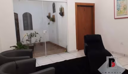 Imóvel a venda 565 m² na Mooca com 3 residências.