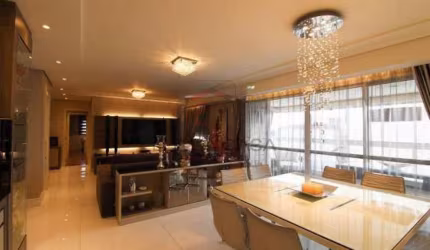 Apartamento reformado com 155 metros  e varanda gourmet.