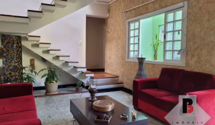 Venha morar na Vila Prudente, Casa com piscina e Quintal