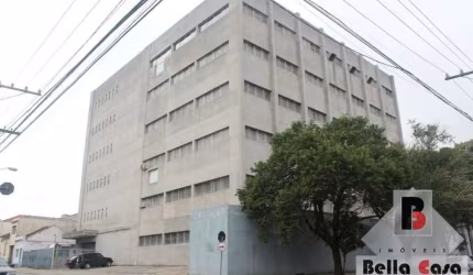 Aluga-se / Vende-se ? Prédio Industrial / Escritórios (9.313m²) - Brás - São Paulo