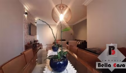 Apartamento á venda com 3 Quartos Agua Rasa 101m²