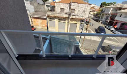175 m² - 3 dormitórios, 1 suíte, terraço, 5 vagas de garagem, espaço para churrasqueira