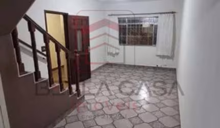 Sobrado a venda Vila Carrão com 3 quartos, 2 vagas e quintal