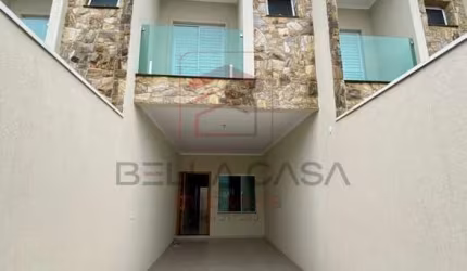 106 m² - 3 dormitórios, 1 suíte , 2 vagas de garagem, lavabo e banheiro social