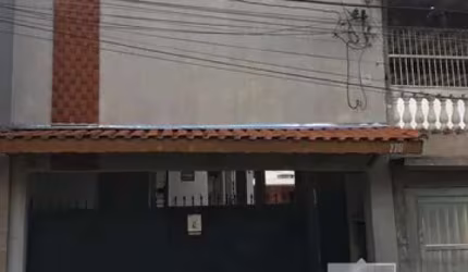 Casa para renda com 26 studios alugados - Rende 15 mil mensais