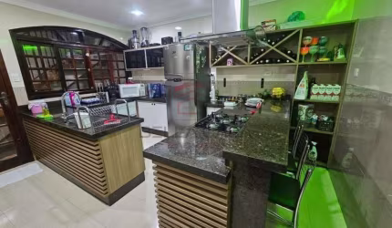 Casa Térrea - mobiliada- 250m² -  3 dormitorios - suite - terraço gourmet- 2 vagas