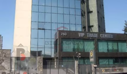 SALA EM PREDIO COMERCIAL PROXIMO A LINHA VERMELHA.