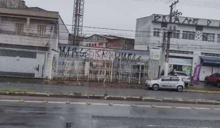 Imóvel comercial, Metrô Patriarca com 240m2
