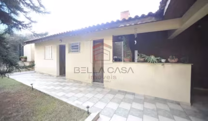Sobrado Mooca com quintal e churrasqueira próximo a Paes de Barros e Hospital Sancta Maggiore.