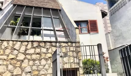 Casa sobrado de alto padrão na Mooca, 3 dormitórios e 3 vagas