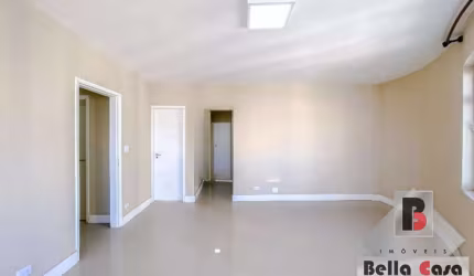 Apartamento á Venda  e Locação na Mooca, 02 Dormitórios, 01 vaga