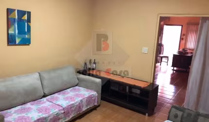 SOBRADO   TATUAPÉ    3 DORMITORIOS    SALA  COZINHA  2 BANHEIROS  2 VAGAS