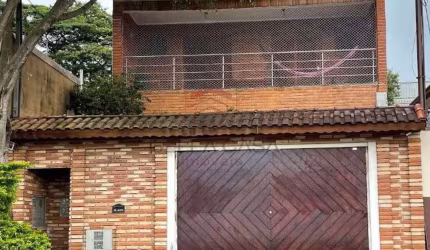 Sobrado à venda com 05 dormitórios sendo 4 Suites, 2 Vagas, Vila Carioca