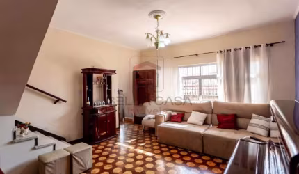 Casa à venda com 184m², 3 quartos e 2 vagas São João Climaco