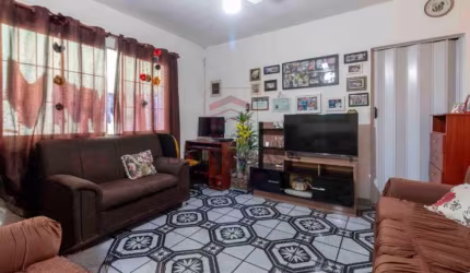 Casa terrea a venda proximo a Av. do Oratorio, 3 vagas e quintal