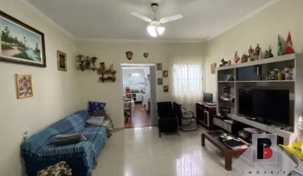 Casa com 5 dormitórios  á venda Ipiranga