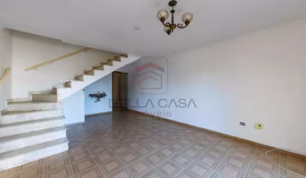 Sobrado a venda no Parque sao Lucas com 3 quartos