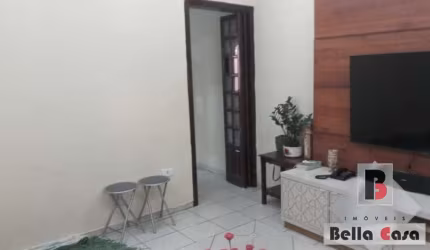 Casa a venda na mooca com vaga, quintal e churrasqueira