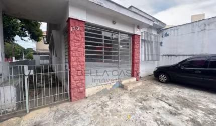 Casa com 100m² a venda na Mooca sendo 2 dormitórios 2 banheiros , com 2 vagas