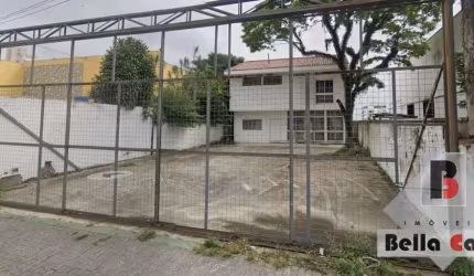 Galpão comercial na Avenida Paes de Barros