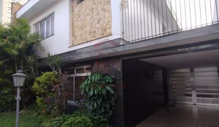 Sobrado no Jardim Anália Franco, 235 m2, 03 quartos sendo 02 suítes , edícula suíte e vaga 03 carros