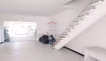 Sobrado Comercial para locação 3 dorms, 4 vagas , galpão e quintal Ipiranga