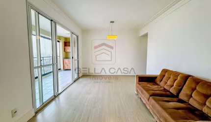 Apartamento  Mooca  92m2     3 dormitórios  1 suite    sala  com sacada  envidraçada  2 vagas
