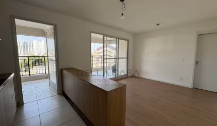 Apartamento a venda no Brás com 2 quartos, 1 vaga e varanda