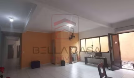 Galpão   349m2  de área   construída   4 banheiro   escritório     copacozinha