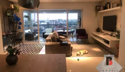 LINDO APARTAMENTO NO CLIMA DO BOSQUE 96M. CONDOMÍNIO CLUBE