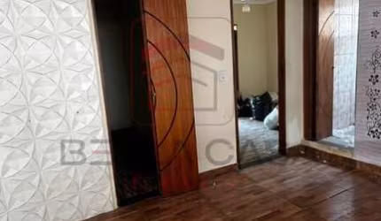 *** DUAS CASAS + SALÃO À VENDA - 450M² ***