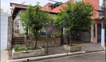 Casa com 3 Quartos e 1 banheiro à Venda, 210 m² por R$ 1.250.000