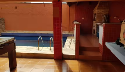 Ótimo sobrado com Piscina na V. Prudente