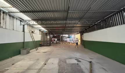 Galpao   Mooca 735m2   de area   construida     7 salas   4  banheiros  5 vagas