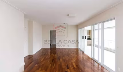 Apartamento alto padrão com 3 suítes no Parque da Mooca